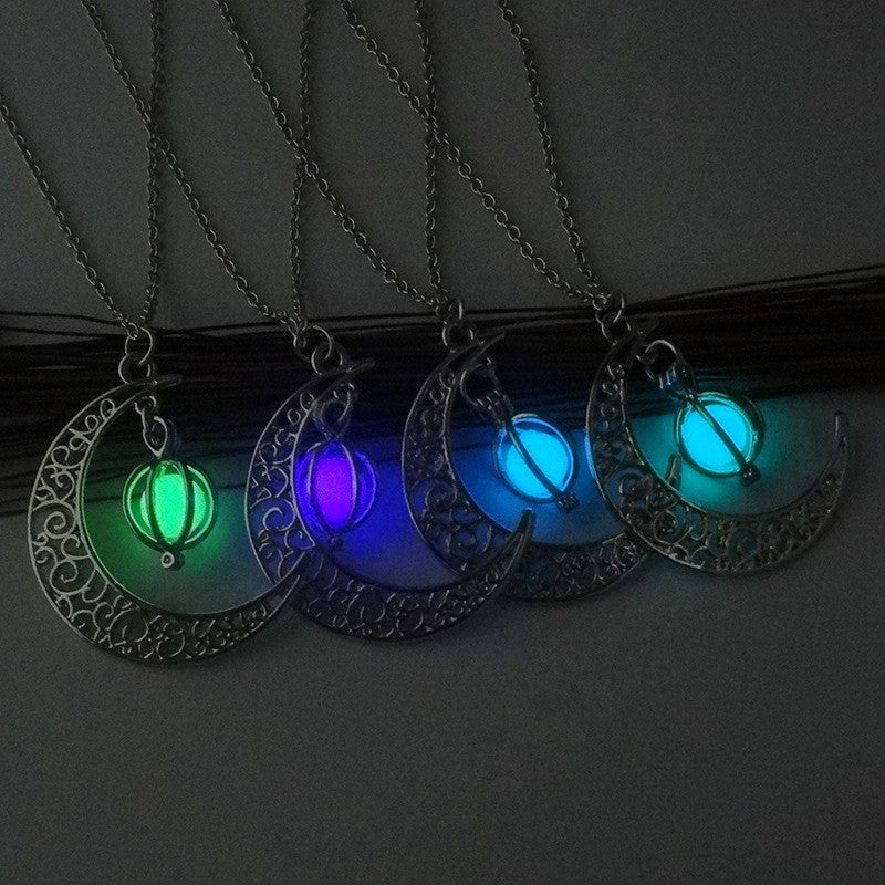 Moon Glow Necklace