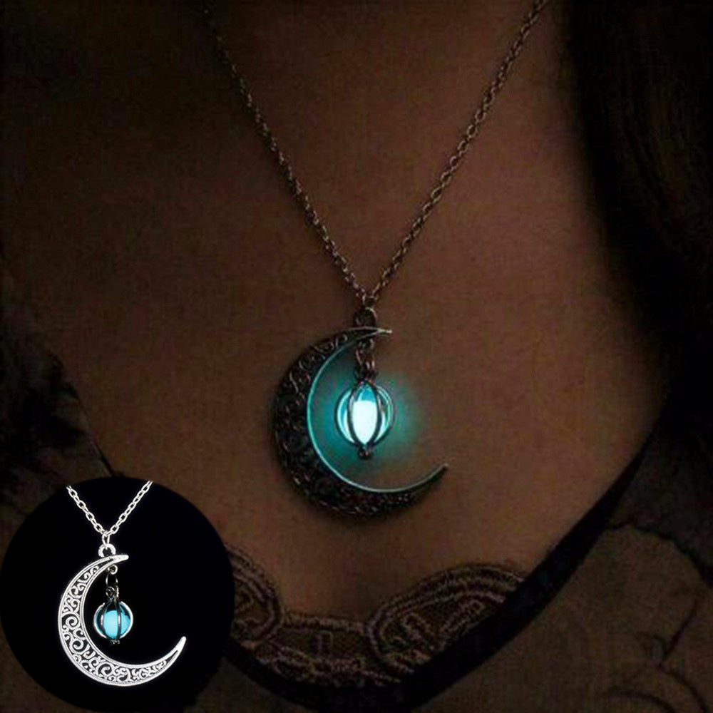 Moon Glow Necklace