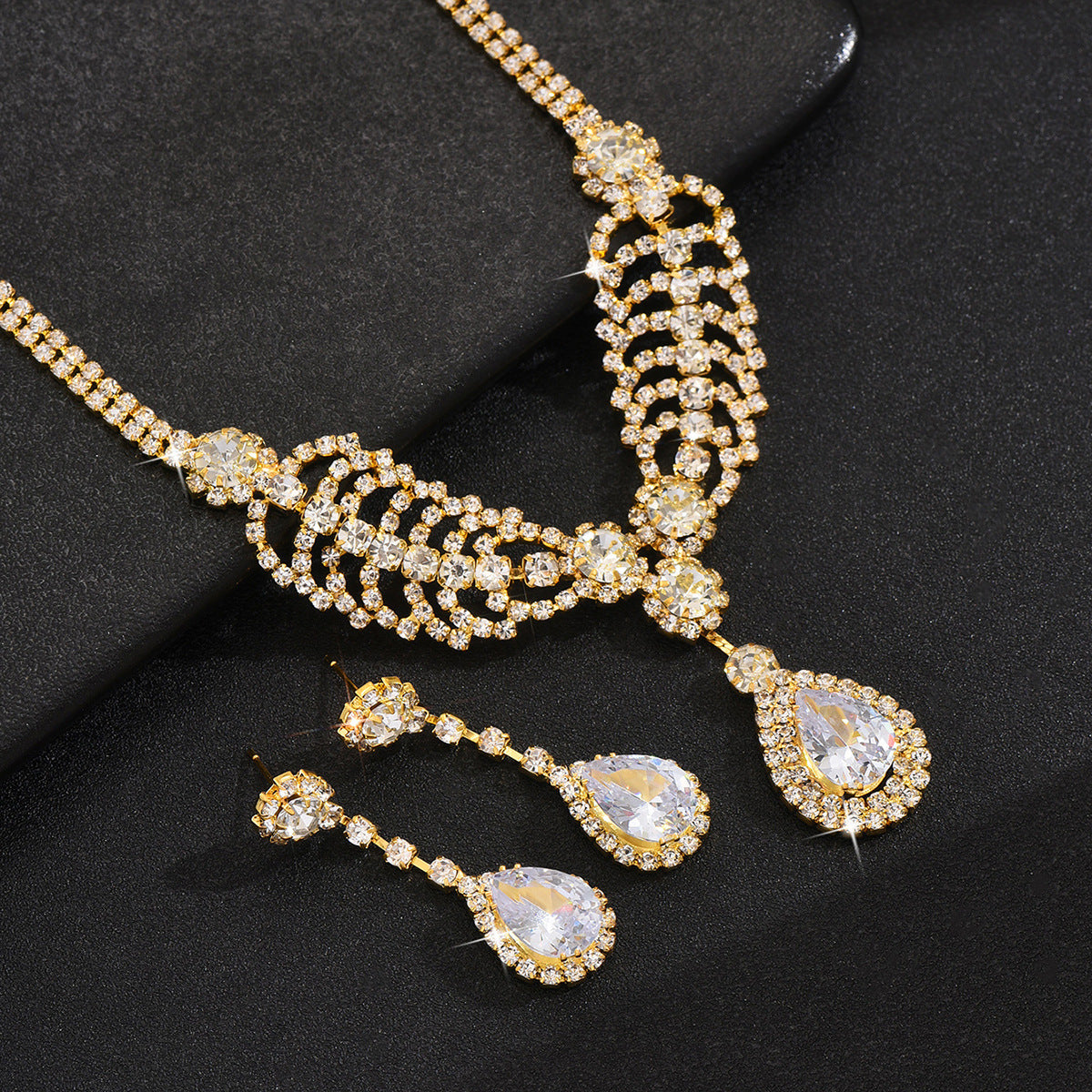 Pearl Aura Set