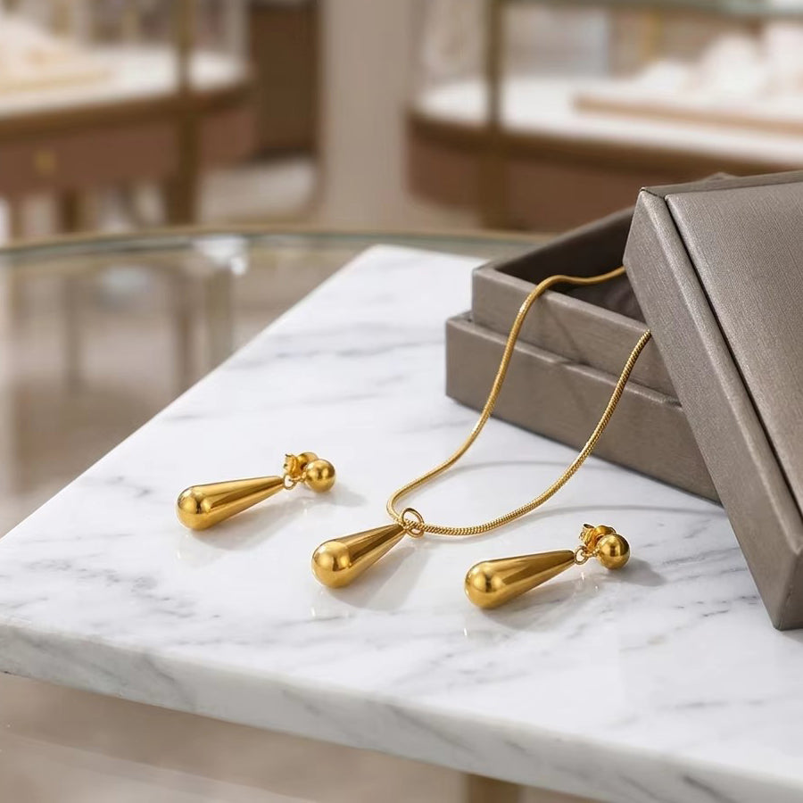 Gold Teardrop Set